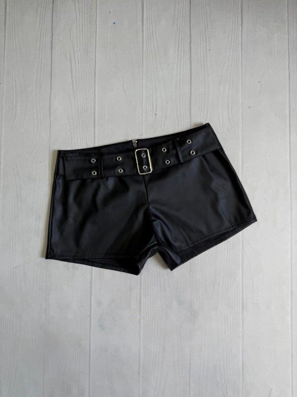 Producto - [4926] Short tiro bajo cinto doble ojalillo cuerina