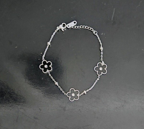 Producto - Pulsera Trébol Esmaltada Negra