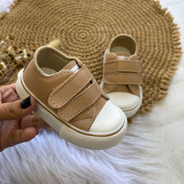 Zapas con abrojo beige