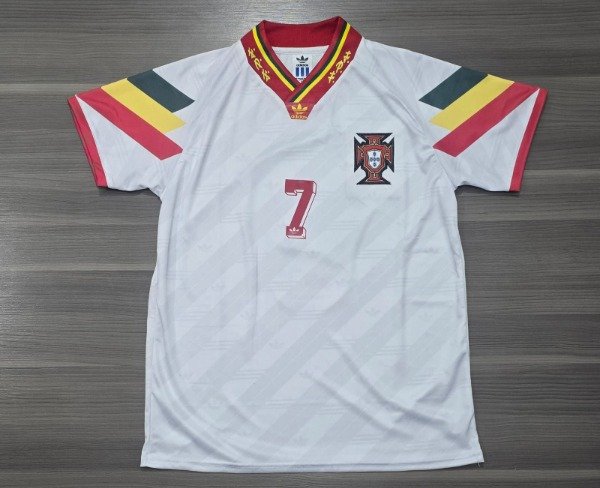 Producto - PORTUGAL SUPLENTE RETRO 1992 FIGO 7 TALLES(M/ L/ XL/ XXL)