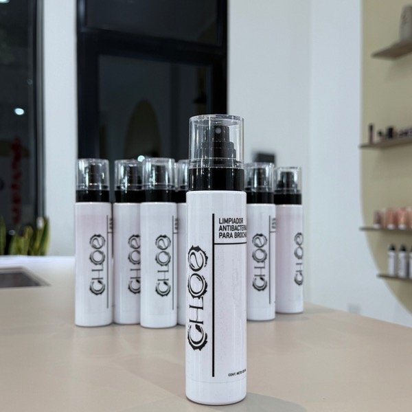 Producto - LIMPIA BROCHAS EN SECO CHLOE