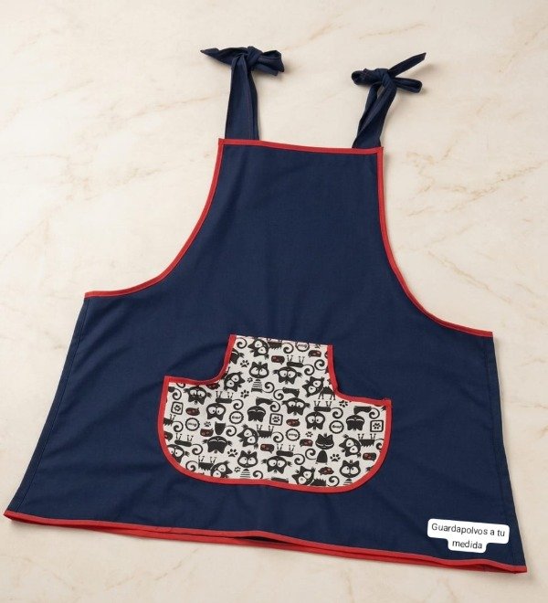 Producto - gatitos byn con rojo T.XXL