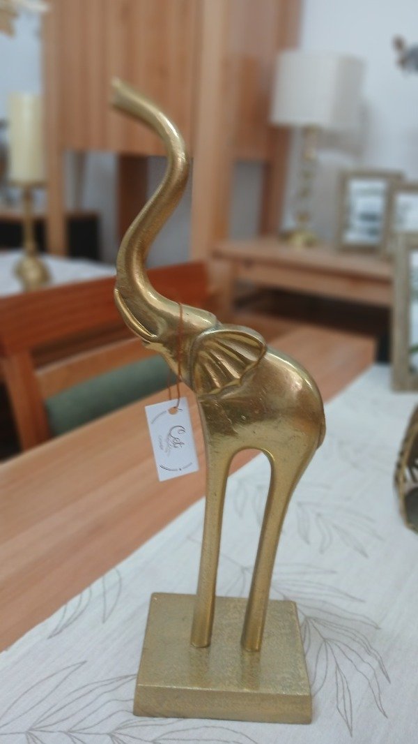 Producto - Elefante alto macizo