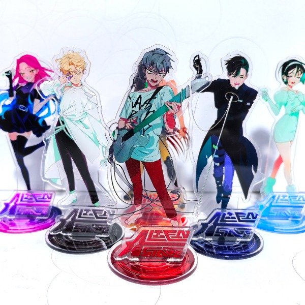 Producto - Alien Stage standees
