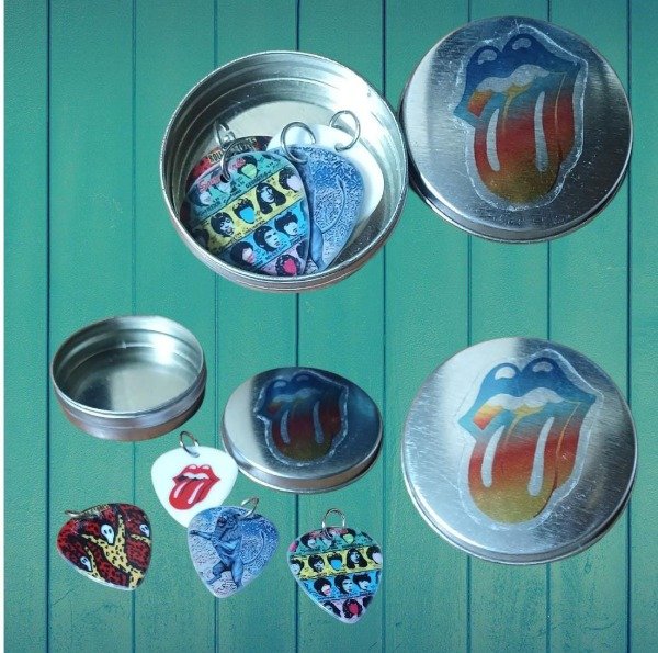 Producto - Pack dijes  the rolling stones  2