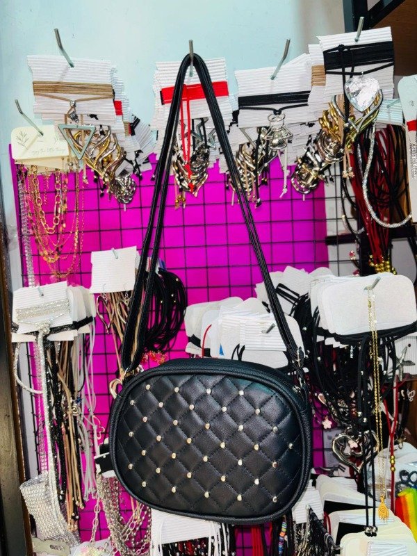 Producto - Bandolera MINI BAG  Tachas y Cadenas