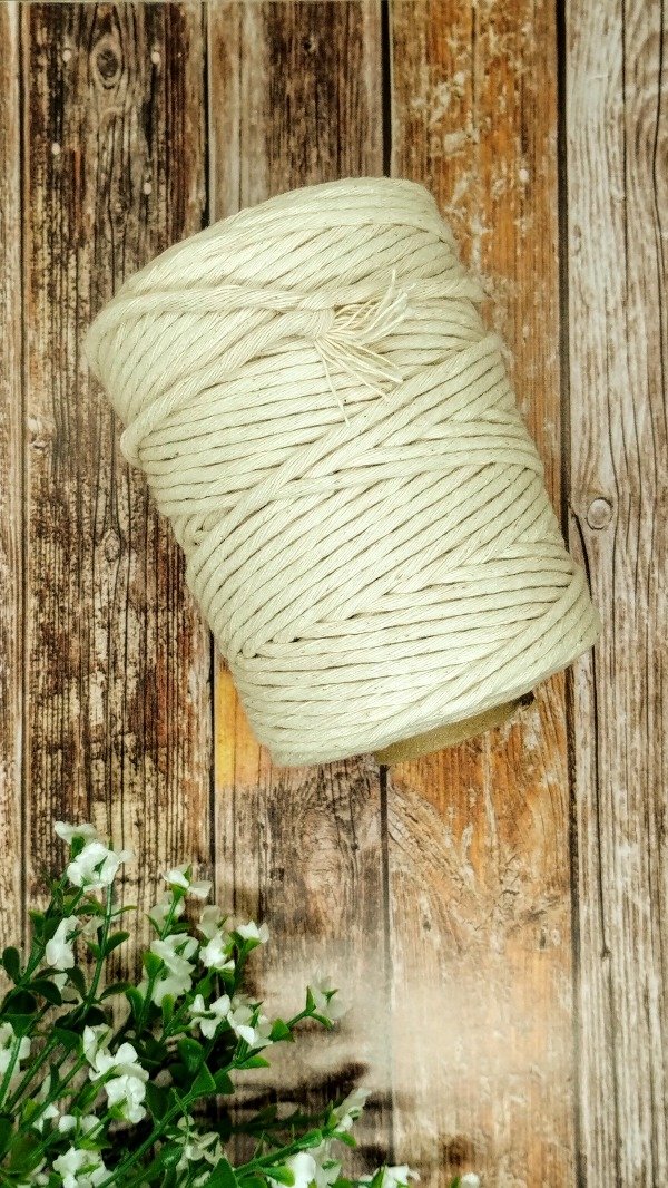 Producto - Hilo de Algodón 27 hebras