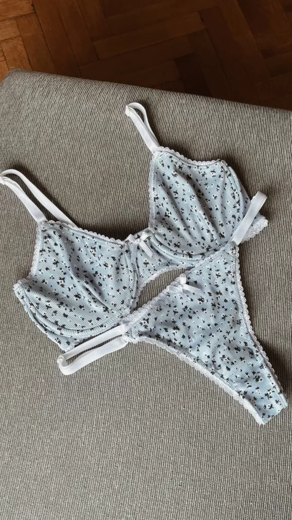 Producto - Conjunto Fanny c/aro Celeste