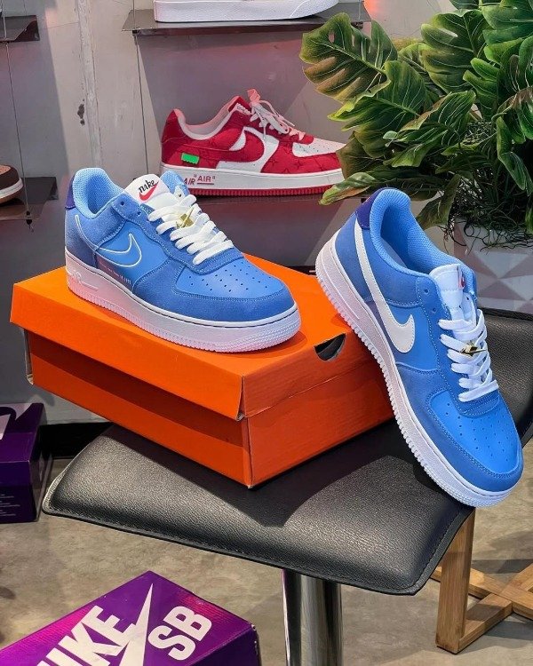Producto - Air Force 1 Low "First Use University Blue"
