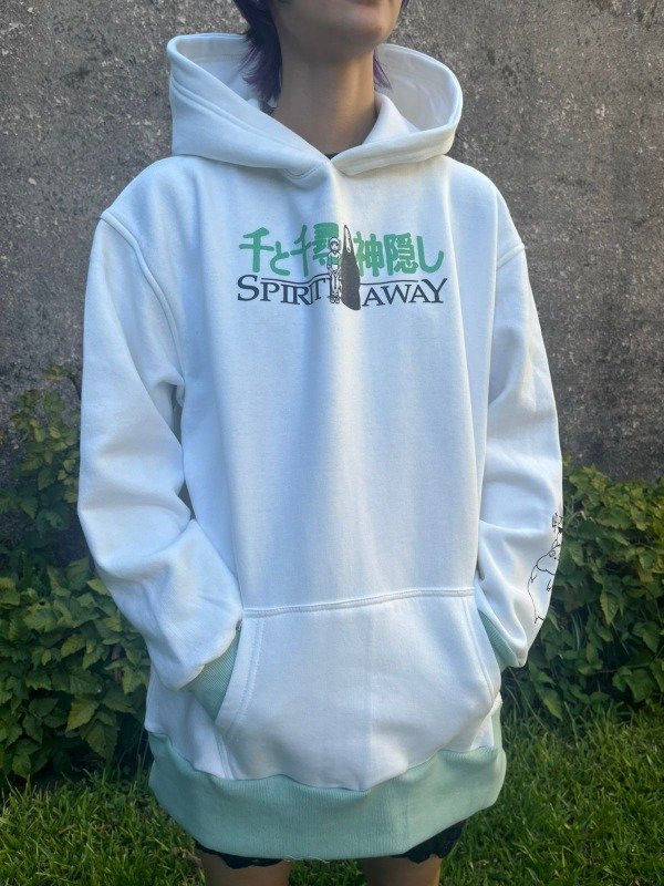 Producto - Buzo Chihiro DROP Ghibli