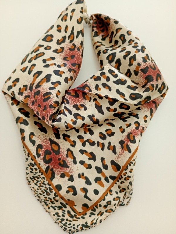 Producto - Pañuelo P584