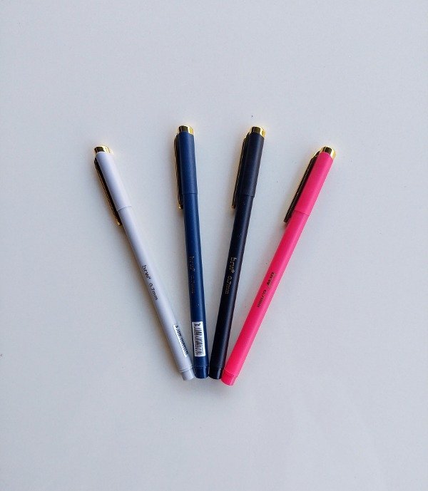 Producto - Bolígrafo Unic Slim