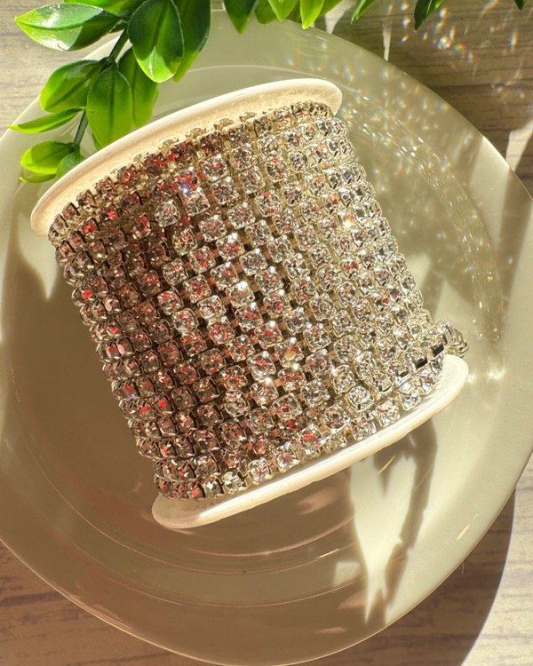 Producto - ROLLO STRASS VIRIO CONTINUO PLATA 4MM