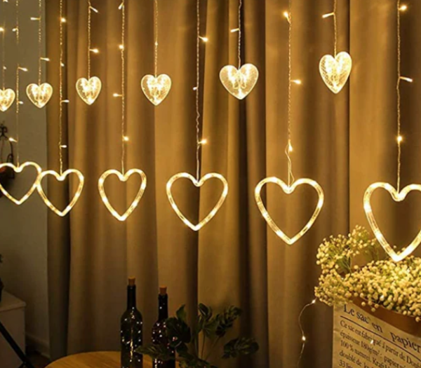 Producto - Cortina De Luces Led Navideñas 8 Tiras Corazón 3M