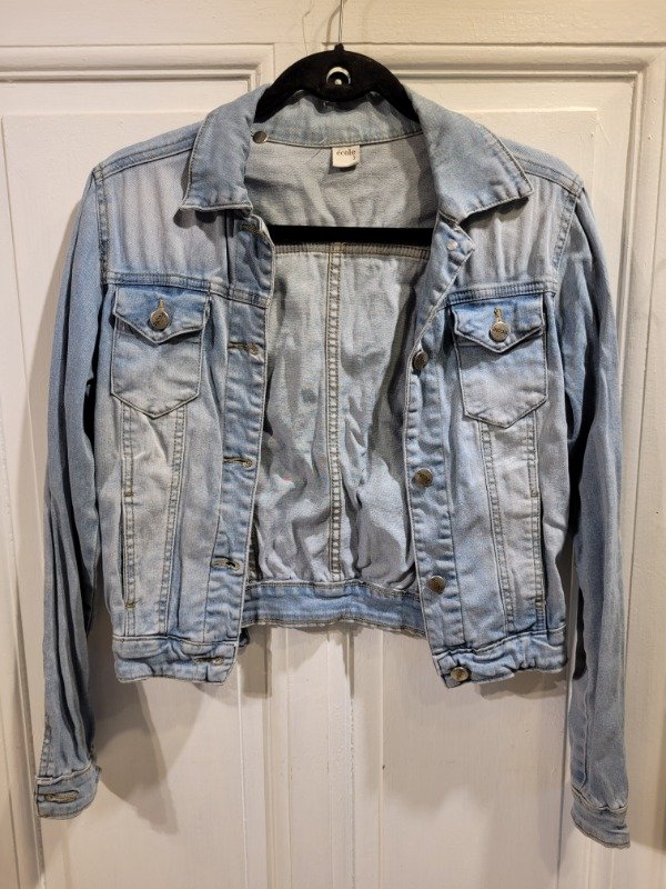 Producto - Campera ÉCOLE de jean celeste Talle M - PRECIO: 44X