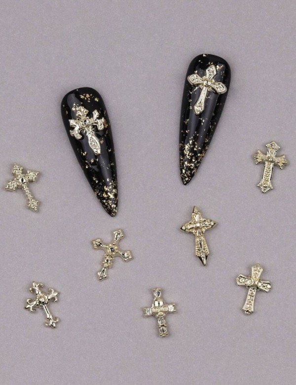 Producto - Dijes de uñas cruces mix dorado