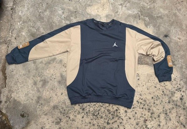 Producto - Buzo importado Jordan Cuello redondo