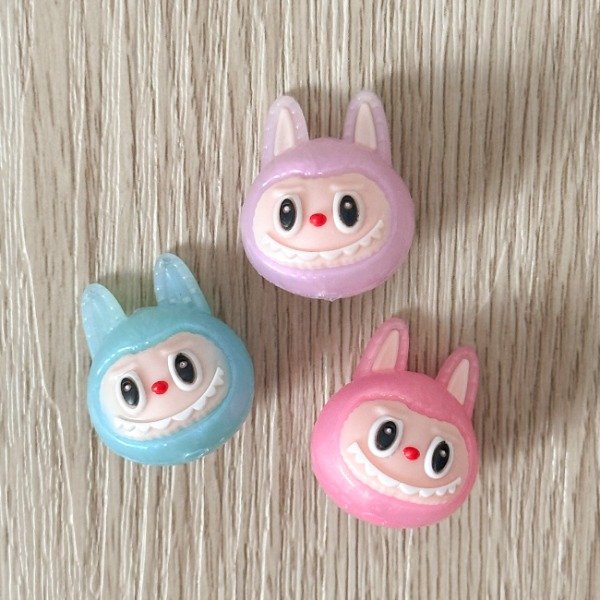 Producto - Dije LABUBU x 3u (27 x 22mm)