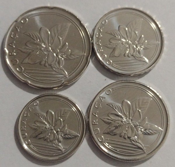 Producto - Curazao lote de 4 monedas. 1, 5, 10 y 25 centavos 2025