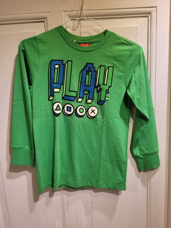 Producto - Remera GRISINO verde logo play Talle 7/8 años - PRECIO: 14X
