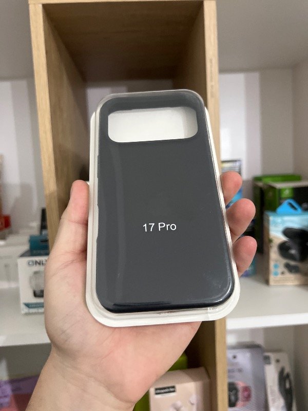 Producto - Funda IPhone 17 Pro negro