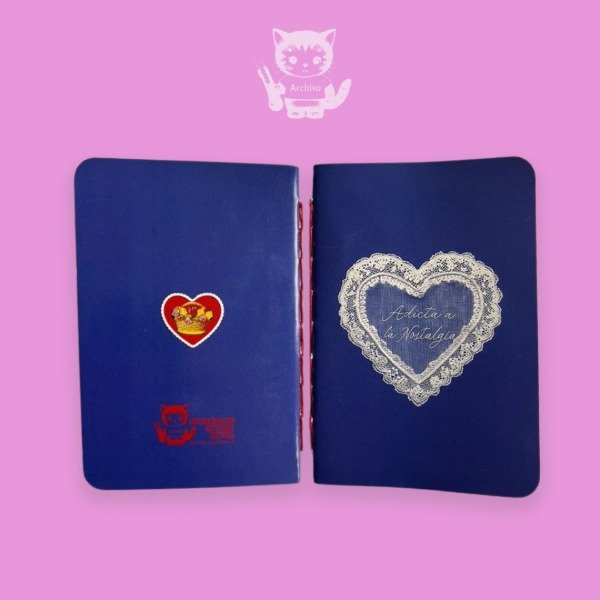 Producto - Adicta a la nostalgia (tapa blanda)