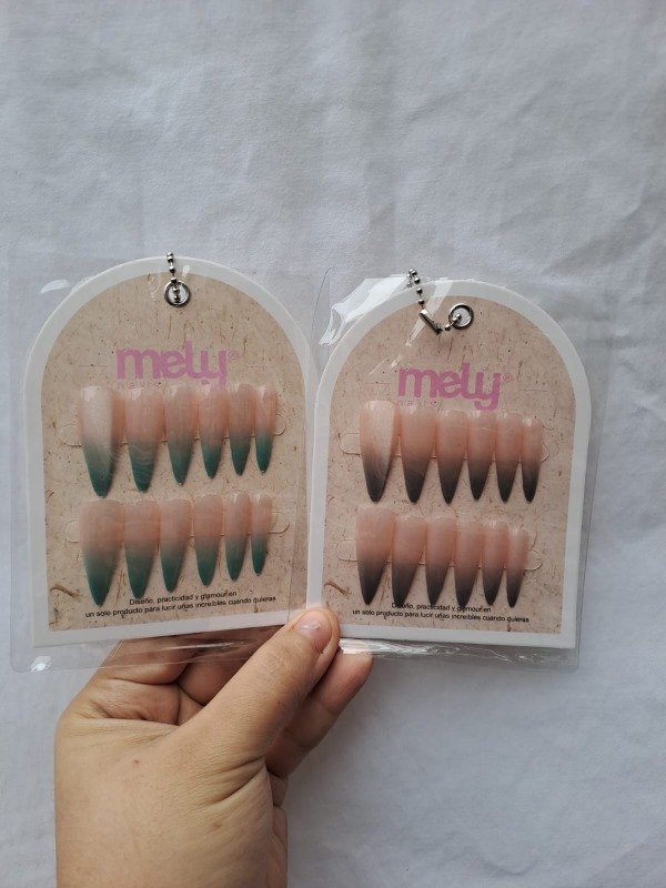 Producto - Uñas postizas MELY - 1