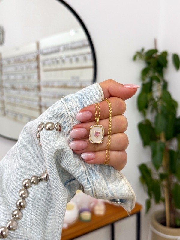 Producto - Cadenita acero dorado cuadrado blanco corazón cúbic rosita