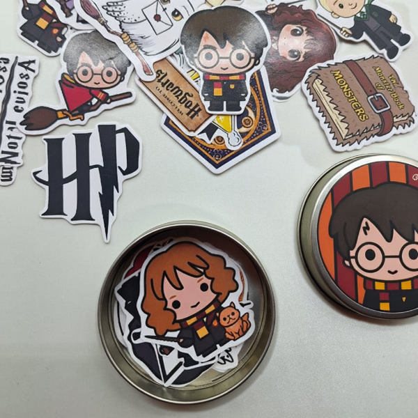 Producto - Lata de stickers Harry Potter chica
