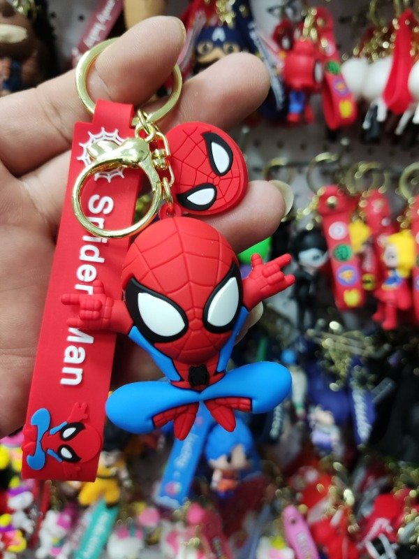 Producto - Llavero Marvel Spiderman Saltando