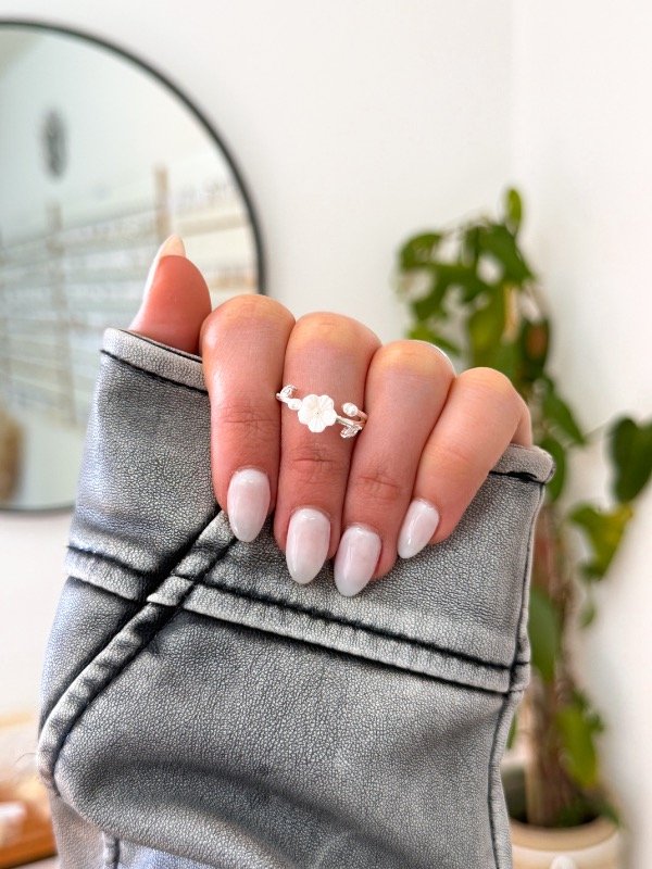 Producto - Anillo acero blanco flor perla