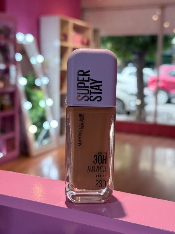 Producto - ULTIMA! Base de maquillaje Maybelline Lumi Matte 230