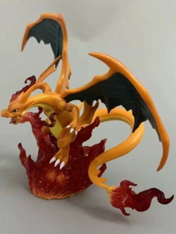 Producto - Figura POKEMON Mega Charizard Y 20CM con luz en caja - 1