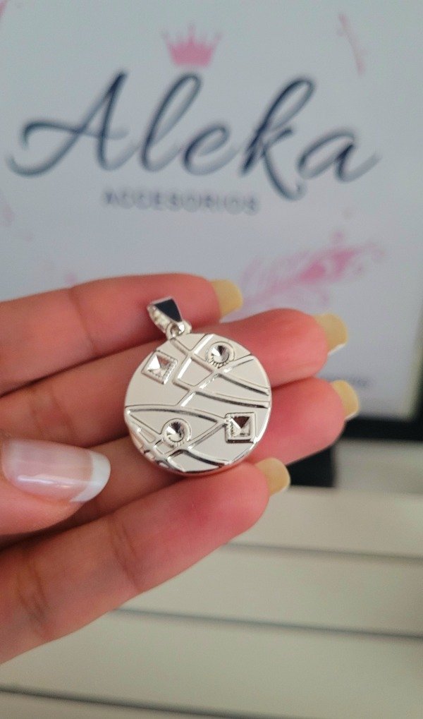 Producto - Dije abstracto de acero blanco