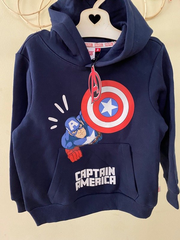 Producto - BUZO CAPITÁN AMERICA