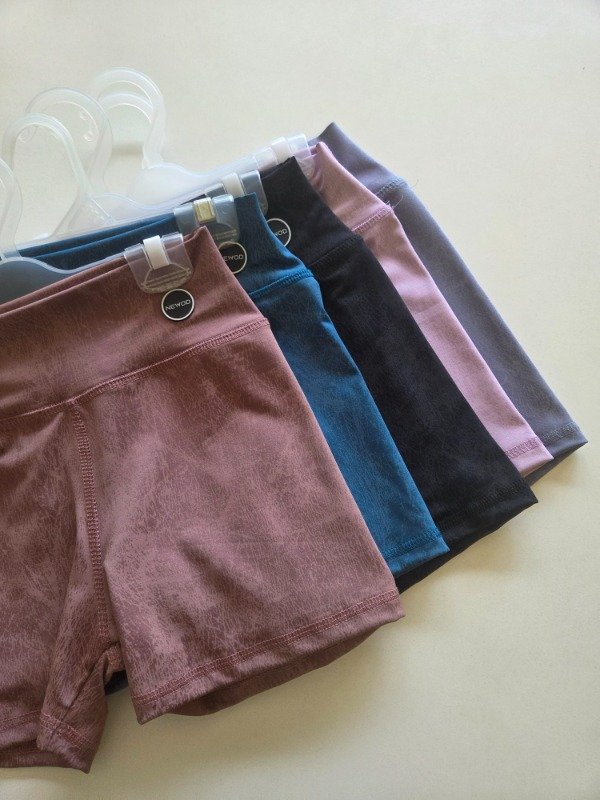 Producto - short reptil