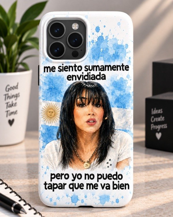 Producto - Funda Celular // Me siento sumamente envidiada