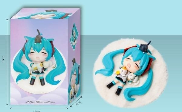 Producto - Figura gashapon Hatsune Miku con gatitos 12 cm