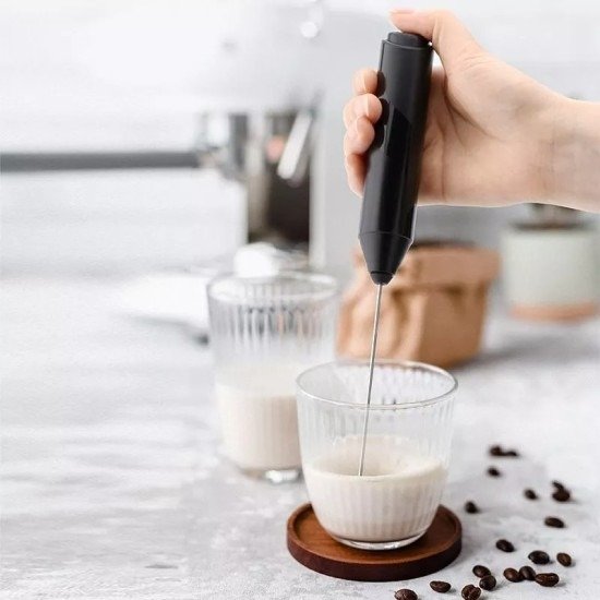 Producto - Batidor de leche a pilas