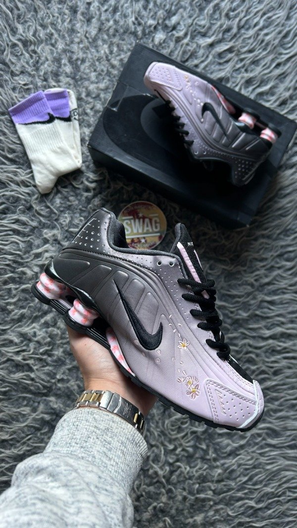 Producto - SHOX R4 SAKURA CHERRY BLOSSOMS