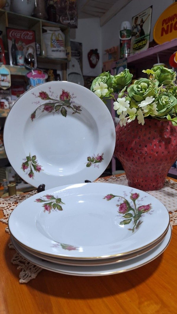 Producto - PLATOS HONDOS FLOR