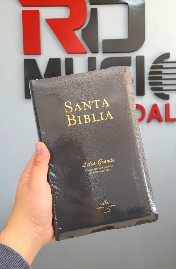 Producto - Biblia con cierre índice letra grande