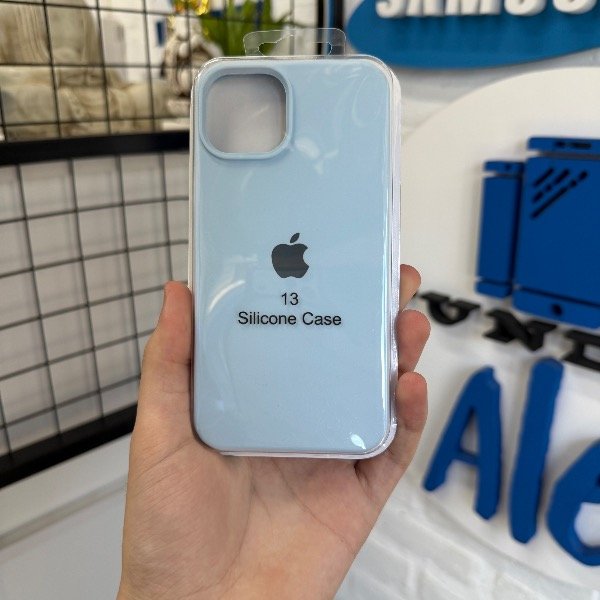 Producto - Silicone Case Celeste Pastel - iPhone 13/14