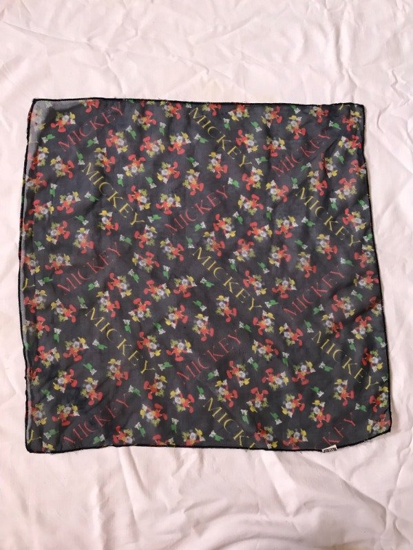 Producto - Vintage Mickey kerchief.