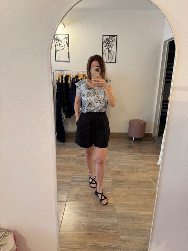 Producto - Bermuda Alina negra (de lino)