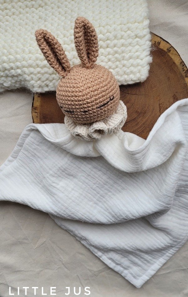 Producto - Kit Bunny manta de apego + sonajero + porta chupete tejido - 4