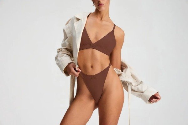 Producto - Art. 2428 - BRIGITTE- Conjunto Triangulo de Algodón con Regulable COFFE