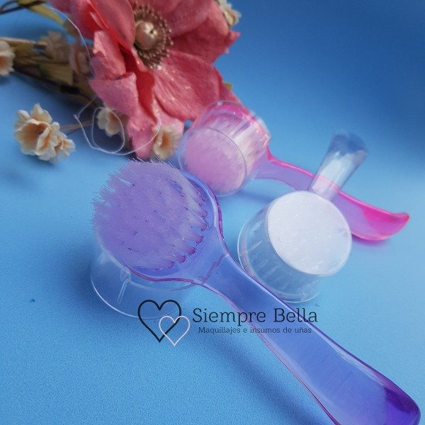 Producto - Cepillo uñas con mango