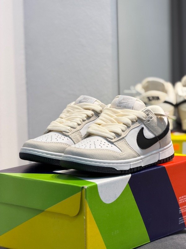 Producto - NIKE SB DUNK CREAM - 2