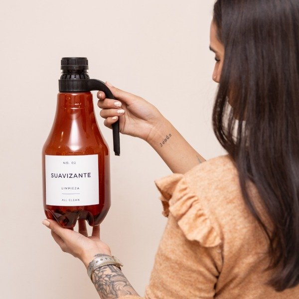 Producto - Botellon PET 2lts Jabón liquido etc LAVADERO